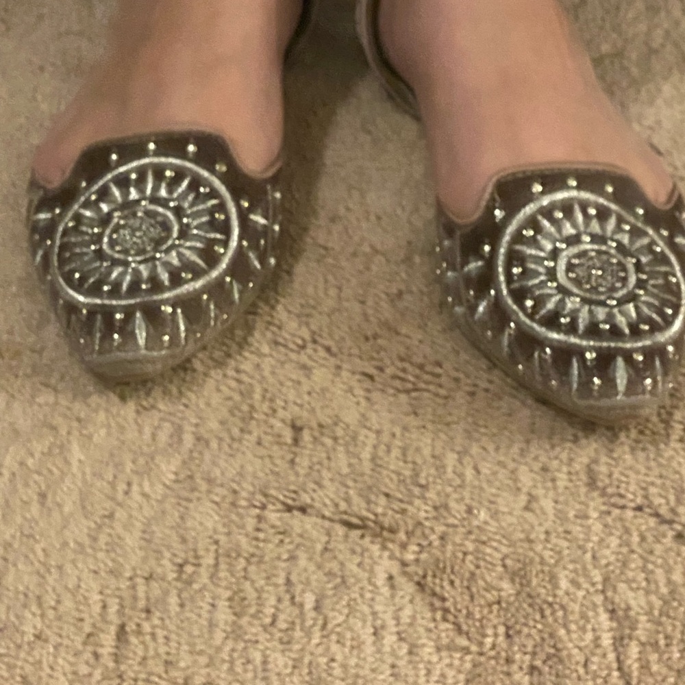 COPY - Women Velvet Embroidered Flats Slip-On